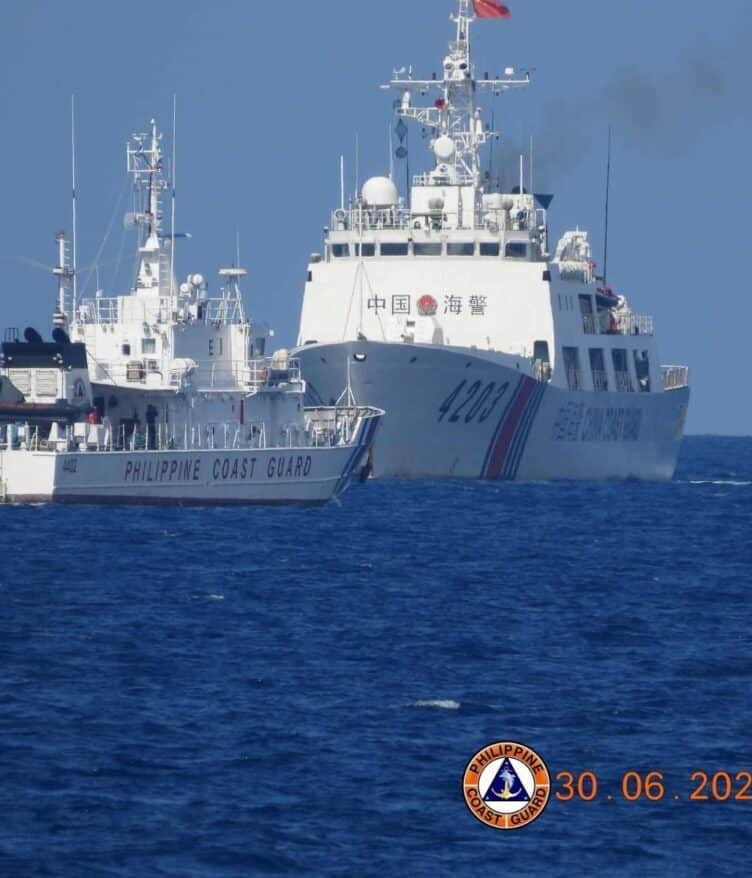 Philippine Coast Guard and China Coast Guard vessels (June 30, 2023)