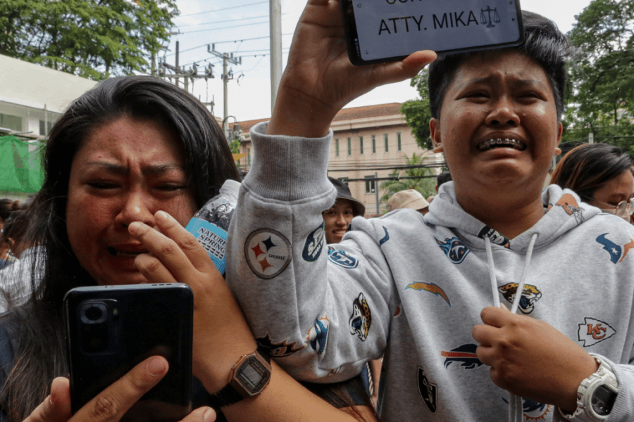 The announcement of the 2023 Bar Exam results in Manila on Tuesday, December 5, 2023, elicited various emotions among exam takers and their parents. The University of Santo Tomas (UST) secured the fifth position with an 85.25% passing rate, while the University of the Philippines (UP) followed closely with an 89.45% passing rate. The University of San Carlos (USC) claimed the third spot, achieving a 90.91% passing rate, trailed by San Beda University with a 92.20% passing rate. Ateneo de Manila University (ADMU) emerged as the top law school, boasting a remarkable 94.08% passing rate. Photo by Ryan Baldemor