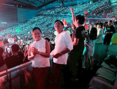 President Bongbong Marcos and his family watch Coldplay's concert on January 19, 2024 (Photo: FL Liza Araneta Marcos)