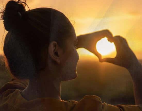 #ModernLove: Loving Yourself is Escaping from People-pleaser Phase