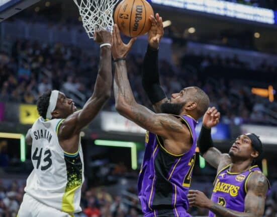 LeBron James buzzer beater pushes Lakers past Pacers in crucial, stunning victory | RepublicAsia