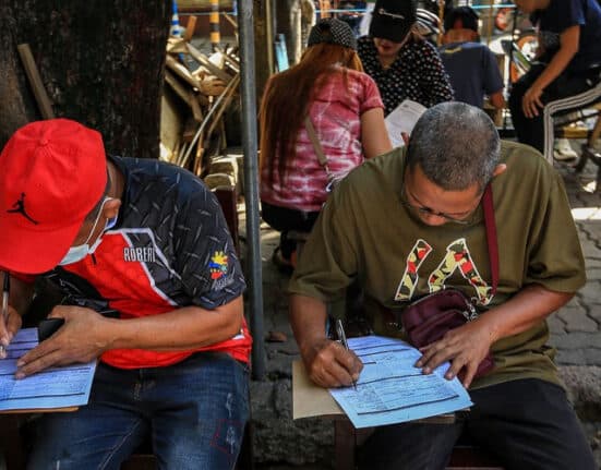 Conflicting political opinions among peers, is there really a need to cut ties? | RepublicAsia