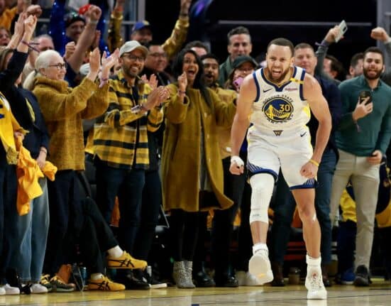 Butler, ‘Batman’ Curry shine as Warriors down Grizzlies to reach playoffs | RepublicAsia