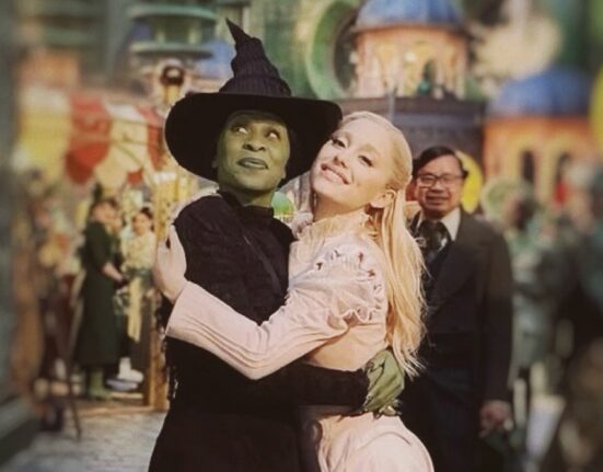 ‘Wicked’ stars, director to select Filipino duos to perform PH rendition of ‘For Good’